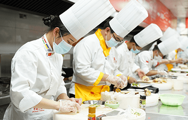 ���˾���