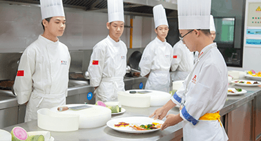 �������������С���ɫ�����������